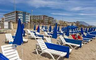 Parador Beach Hotel