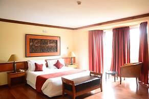 Golf Course Hotel