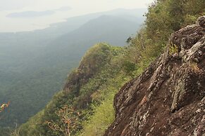 Macura Resort