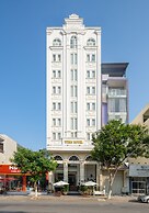 Titan Hotel