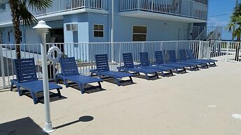Knight's Key Suites