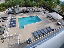 Knight's Key Suites