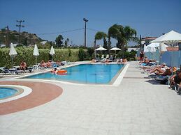 Sun Maris Studios