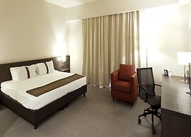 Inn Naples Airport