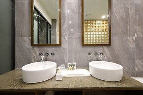 TRT Hotel