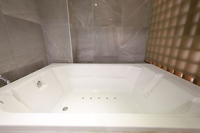 TRT Hotel