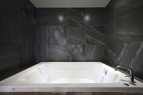 TRT Hotel