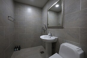 TRT Hotel