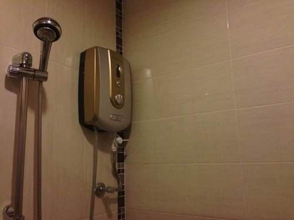Athena Hotel