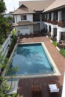 Athena Hotel
