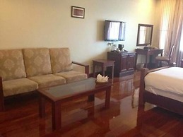Athena Hotel