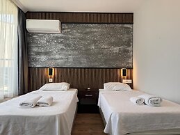 Romeo Beach Hotel