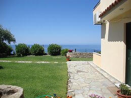 Pelagos Apartments