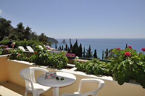 Pelagos Apartments