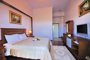 Aurora B&B