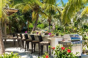 The Oasis at Grace Bay