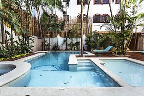 Fabiola Condo Hotel