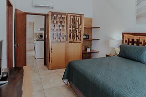 Fabiola Condo Hotel
