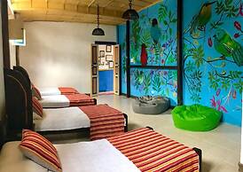 Hostal Ciudad De Segorbe - Hostel