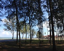 Semarak Beach Inn