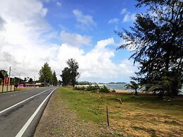 Semarak Beach Inn
