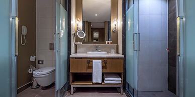 Trendy Lara Hotel
