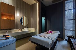 Trendy Lara Hotel