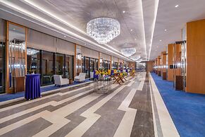 Trendy Lara Hotel