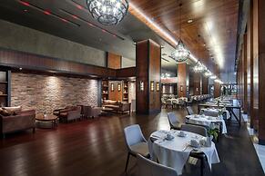 Trendy Lara Hotel