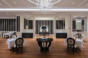 Trendy Lara Hotel