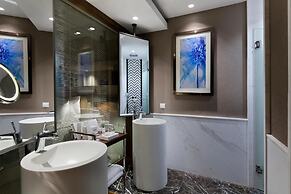 Trendy Lara Hotel