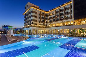 Glamour Resort & Spa - All Inclusive