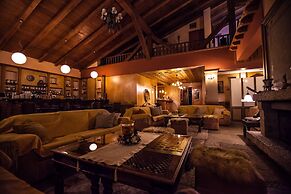 Vitina House