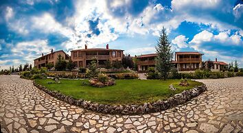 Vitina House