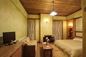 Vitina House