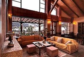 Vitina House