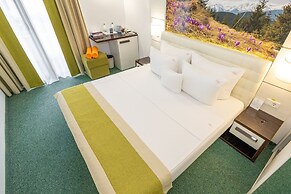 Mera Resort Venus