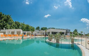 Mera Resort Venus