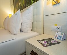 Mera Resort Venus