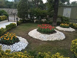 Aleria Belport Beach Hotel