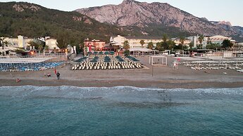 Aleria Belport Beach Hotel