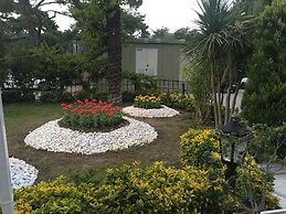 Aleria Belport Beach Hotel