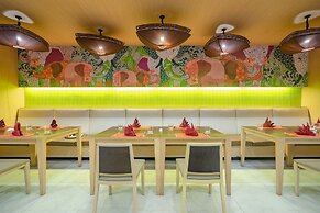 Ramada by Wyndham Phuket Deevana