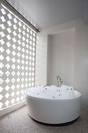 Ramada by Wyndham Phuket Deevana