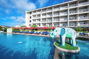 Ramada by Wyndham Phuket Deevana
