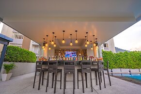Ramada by Wyndham Phuket Deevana