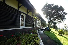 Puncak Pass Resort