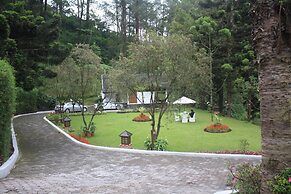 Puncak Pass Resort