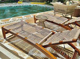 Amani Luxury Apartments Diani Beach