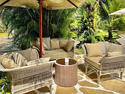 Amani Luxury Apartments Diani Beach